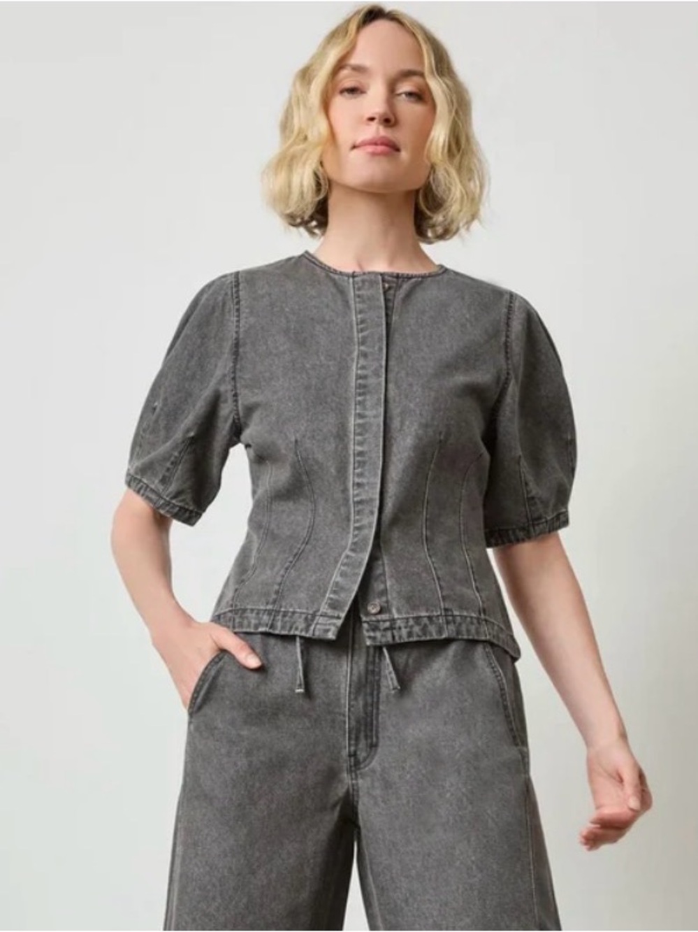 NWT Lilla P Blue/Grey Puff-Sleeve Denim Top
